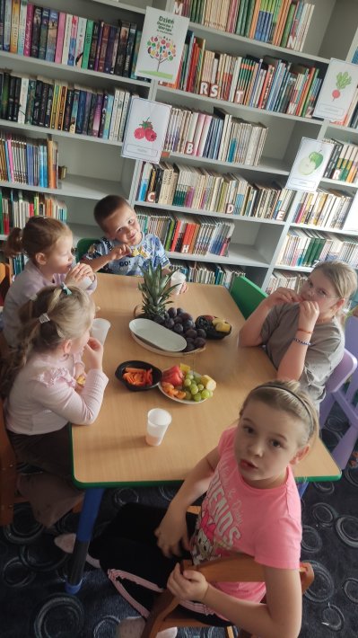 Okładka albumu: Małe Miłe Czwartki - Dzień Owoców i Warzyw 2025